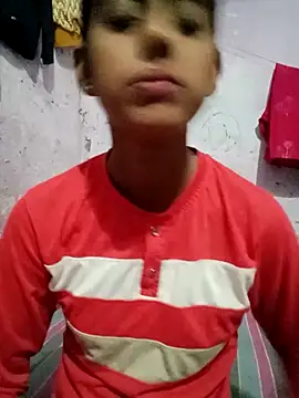 Saya-Tyagi Show Webcam