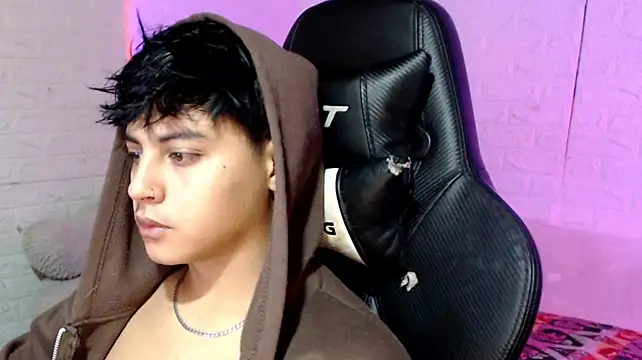 Hans_brown75 Webcamshow