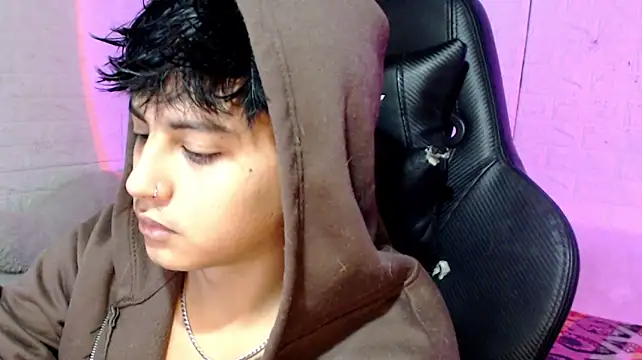Hans_brown75's Webcam Show