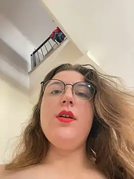 kate_nicepops1313 Show in webcam