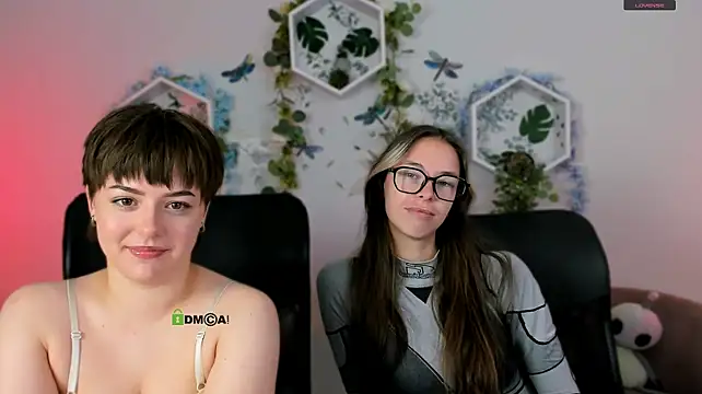 Show de ketty_shy na webcam
