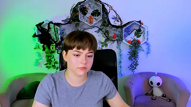 ketty_shy: απευθείας συνομιλία ΧΧΧ