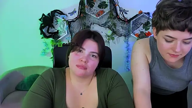 Show modela ketty_shy na web-kameri