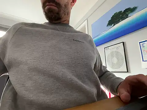 Show modela Luckyenglishmanx na web-kameri