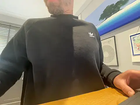 Luckyenglishmanxのウェブカメラショー
