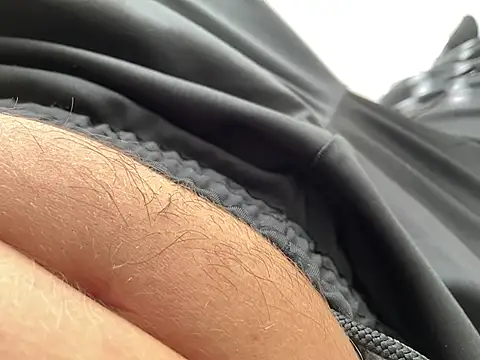 Luckyenglishmanxのウェブカメラショー