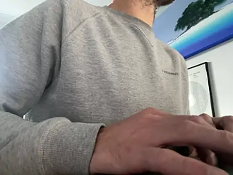 Luckyenglishmanx 网络视讯表演