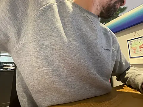 Luckyenglishmanx's Webcam Show