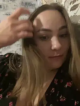 Emmik24 Live XXX-Chat