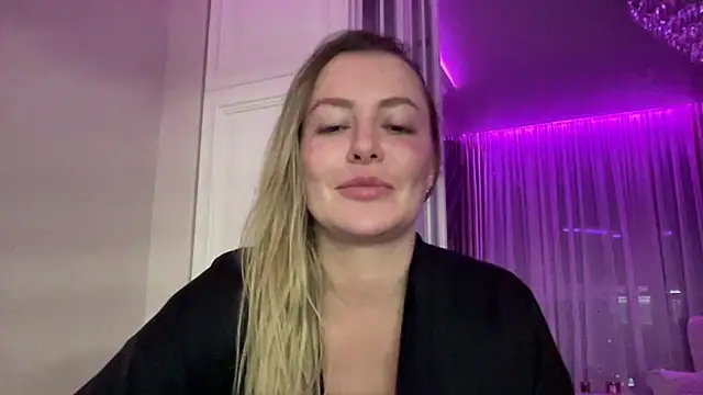 Velonixa's Webcam Show