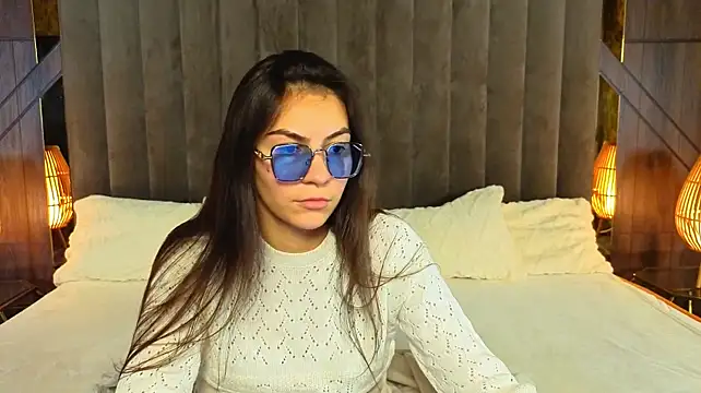 BelllaMiller লাইভ XXX চ্যাট