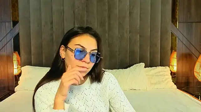 BelllaMiller live XXX chat
