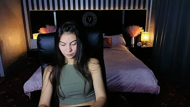 BelllaMiller's Webcam Show
