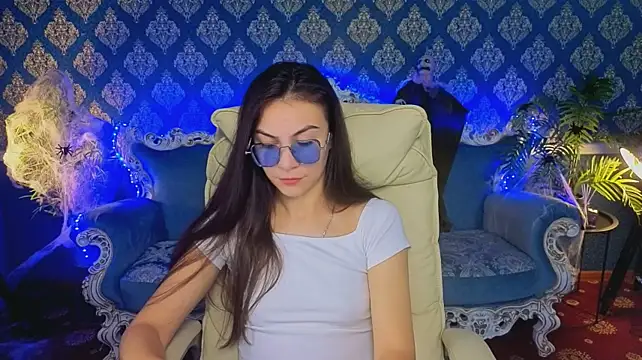 BelllaMiller's Live XXX Chat