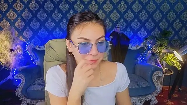عرض كام BelllaMiller