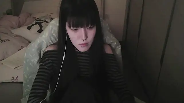 rinaloaz's Live XXX Chat
