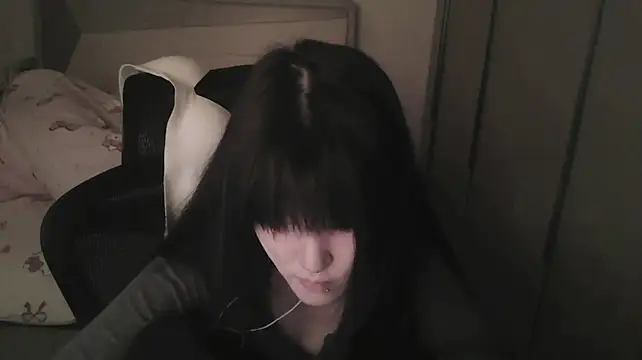 rinaloaz's Live XXX Chat