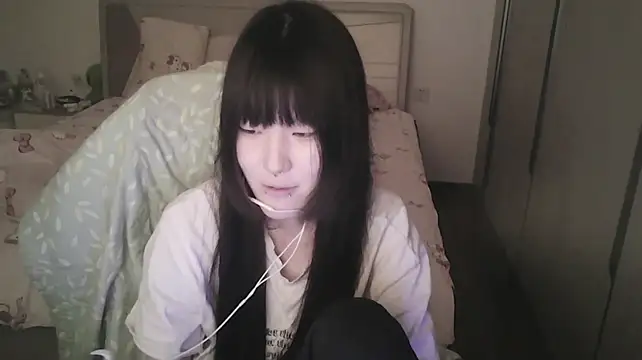 แชท XXX สดของ rinaloaz