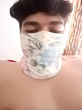 my_cock_small_cokk: διαδικτυακό σόου στην κάμερα