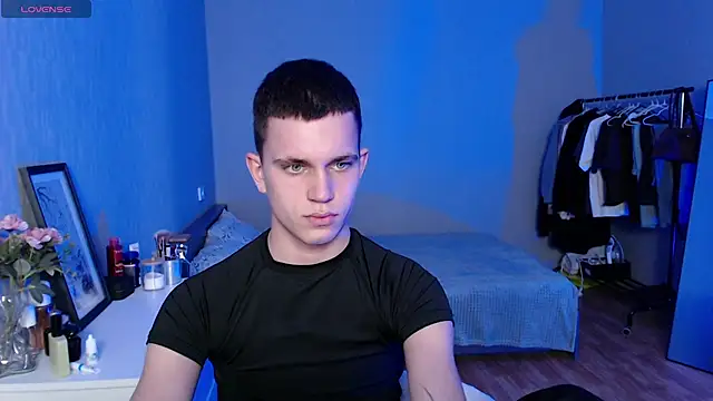 _m0neyken_ Webcam Show