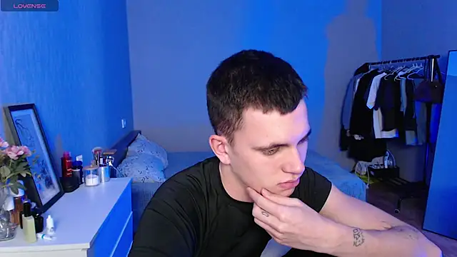 Webkamerová show _m0neyken_