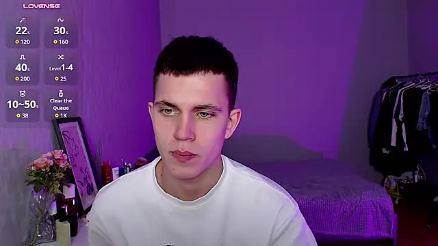 _m0neyken_ – Kamerová šou