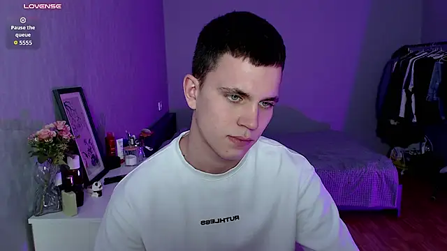 Webkamerová show _m0neyken_