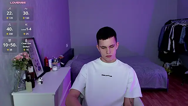 _m0neyken_ Webcam-Show