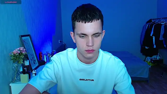 Webkamerová show _m0neyken_