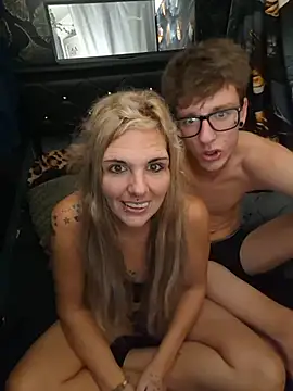 Webkamerová show xSexyCassyx