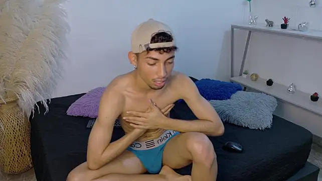 Show modela LiamSteel_ na web-kameri
