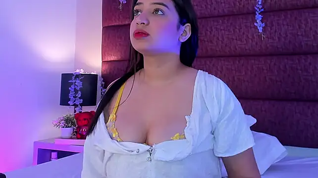 BiancaCruzz Webcam show