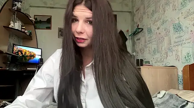 RussellRubinich Show in webcam