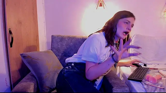 alissa_sergeyev's Webcam Show
