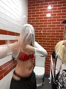 sakureona Webcam show