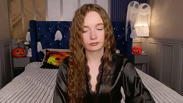 LilyMoores live XXX chat