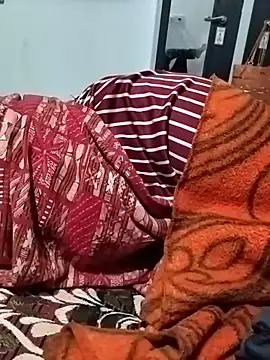 Show de couple293 na webcam