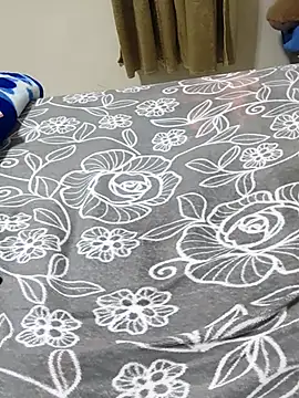 kati_sexxi 网络视讯表演