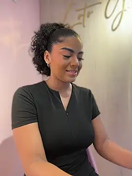 CarlyMonroe_1 Show in webcam