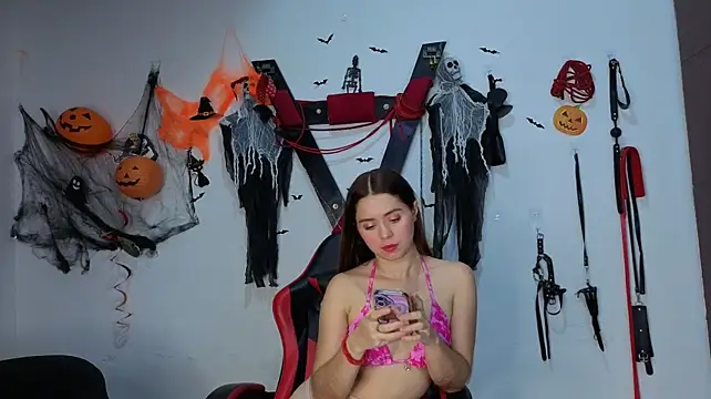 Show modela Hana_and_Chantal na web-kameri