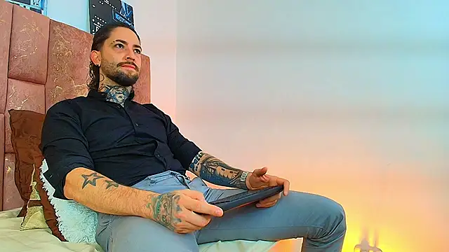 ALPHA_MASTER1 Show in webcam