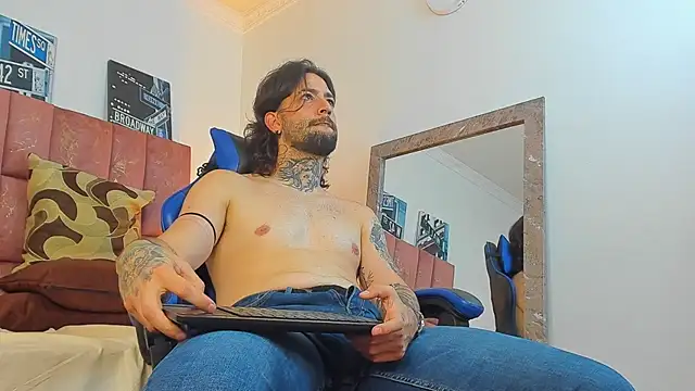 ALPHA_MASTER1 webkamerás műsora