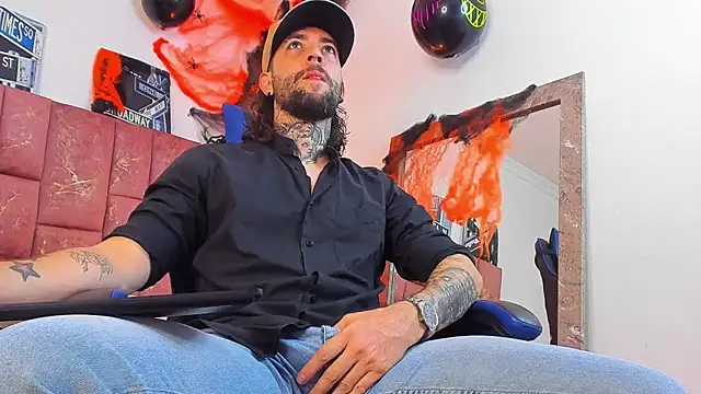 ALPHA_MASTER1 Webcam Show