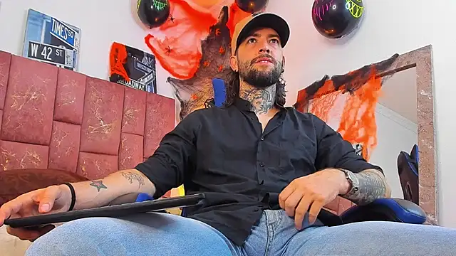 ALPHA_MASTER1 Webcam Show