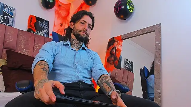 ALPHA_MASTER1 webcam show