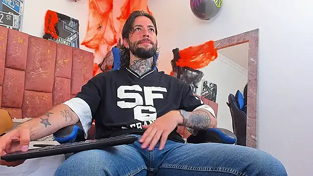 ALPHA_MASTER1 Webcamshow