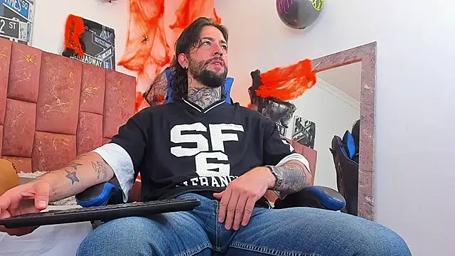 ALPHA_MASTER1's Webcam Show