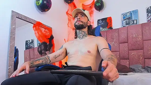 ALPHA_MASTER1 Шоу с уебкамера