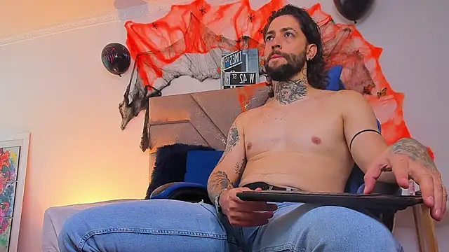 ALPHA_MASTER1 Webcam Show