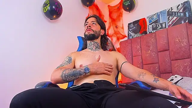 Show modela ALPHA_MASTER1 na web-kameri